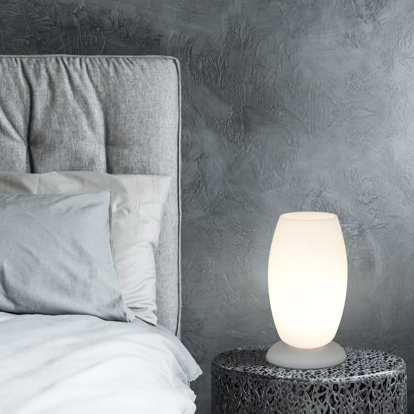 Tischleuchten - Glastischleuchte, Tischlampe aus Glas in weiß, 25 cm hoch, Ø 15 cm, E14-Fassung