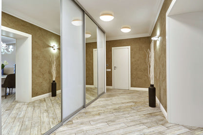 Deckenleuchten - LED Deckenleuchte "BERGEN" inkl. Sensor Ø: 25,5cm, Deckenlampe im Modern Style, aus Metall und Glas in weiß, 10 cm hoch, Ø 25,5 cm, inkl. LED  Bewegungssensor  Dämmerungssensor