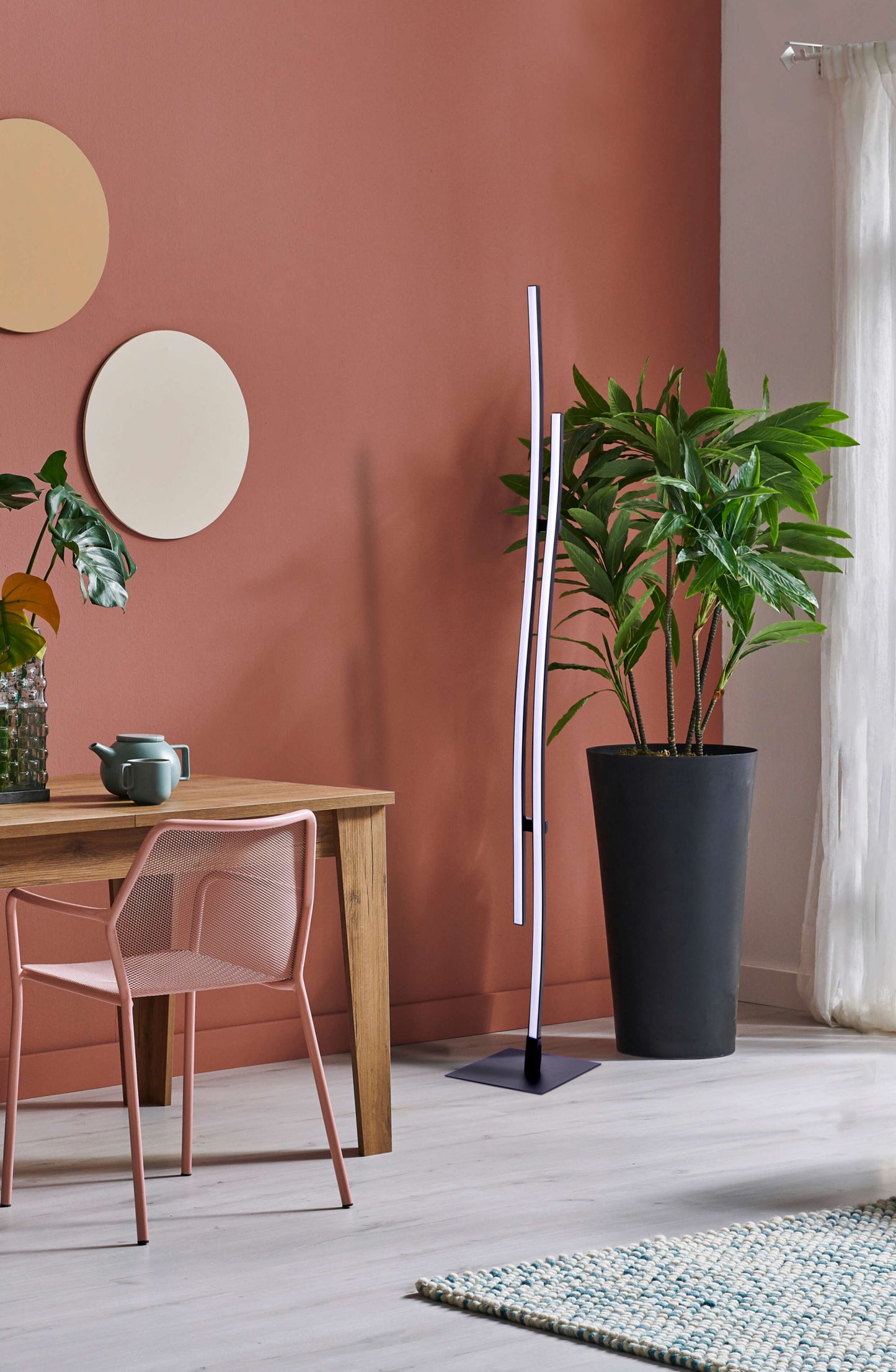 LED Stehleuchte "ONDA" H: 130cm