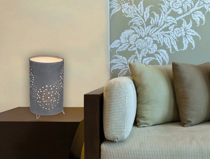 Tischleuchten - Stoff-/Tischleuchte "AURONA" H:25cm grau, Tischlampe im Boho Style, aus Metall und Textilmaterial in grau, 25 cm hoch, Ø 15 cm, E14-Fassung  Schnurschalter