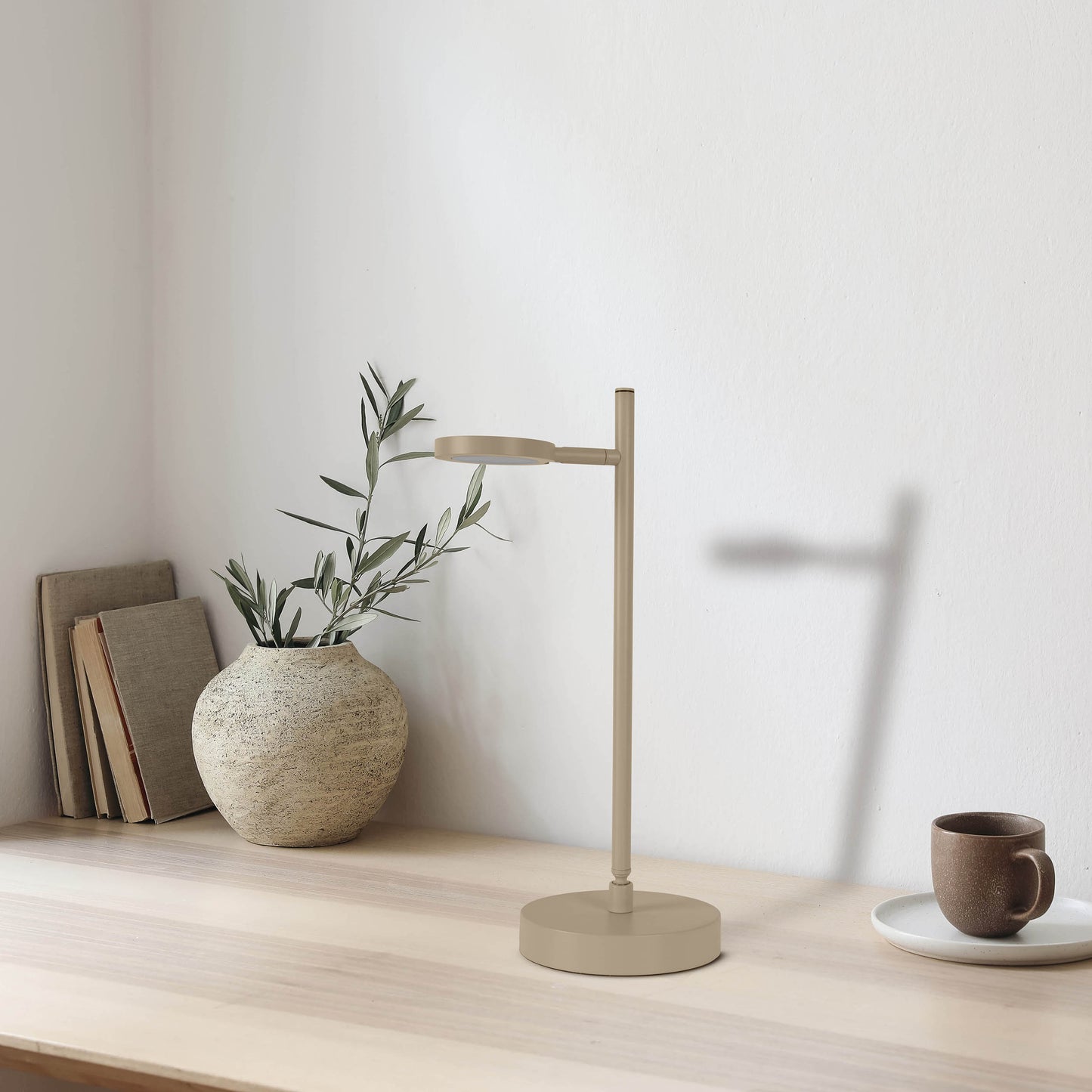 LED Akku-/ Tischleuchte "LUPA" H: 45cm almond