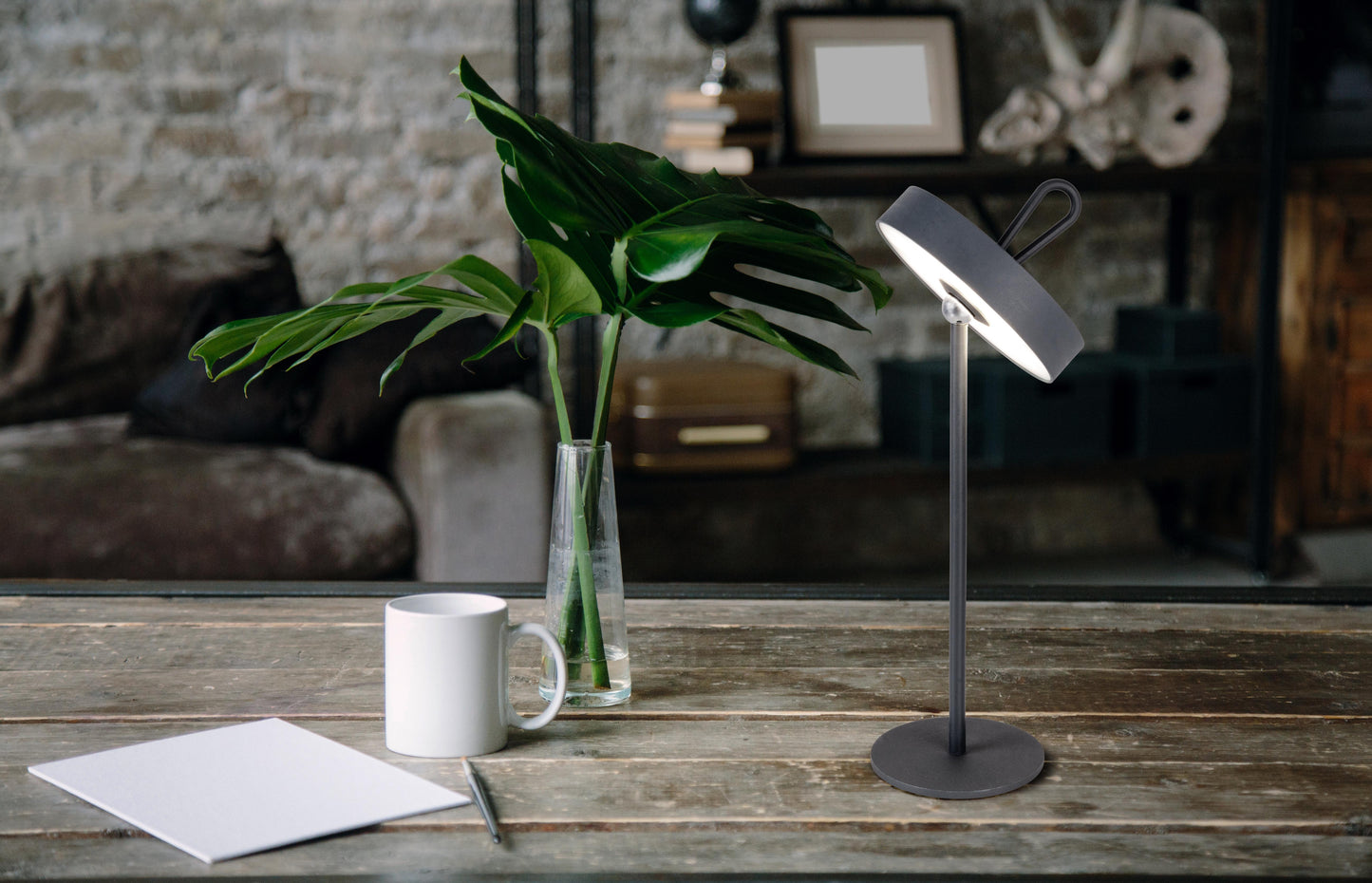 LED Akku-/Tischleuchte Magnetisch "ELLA" grau